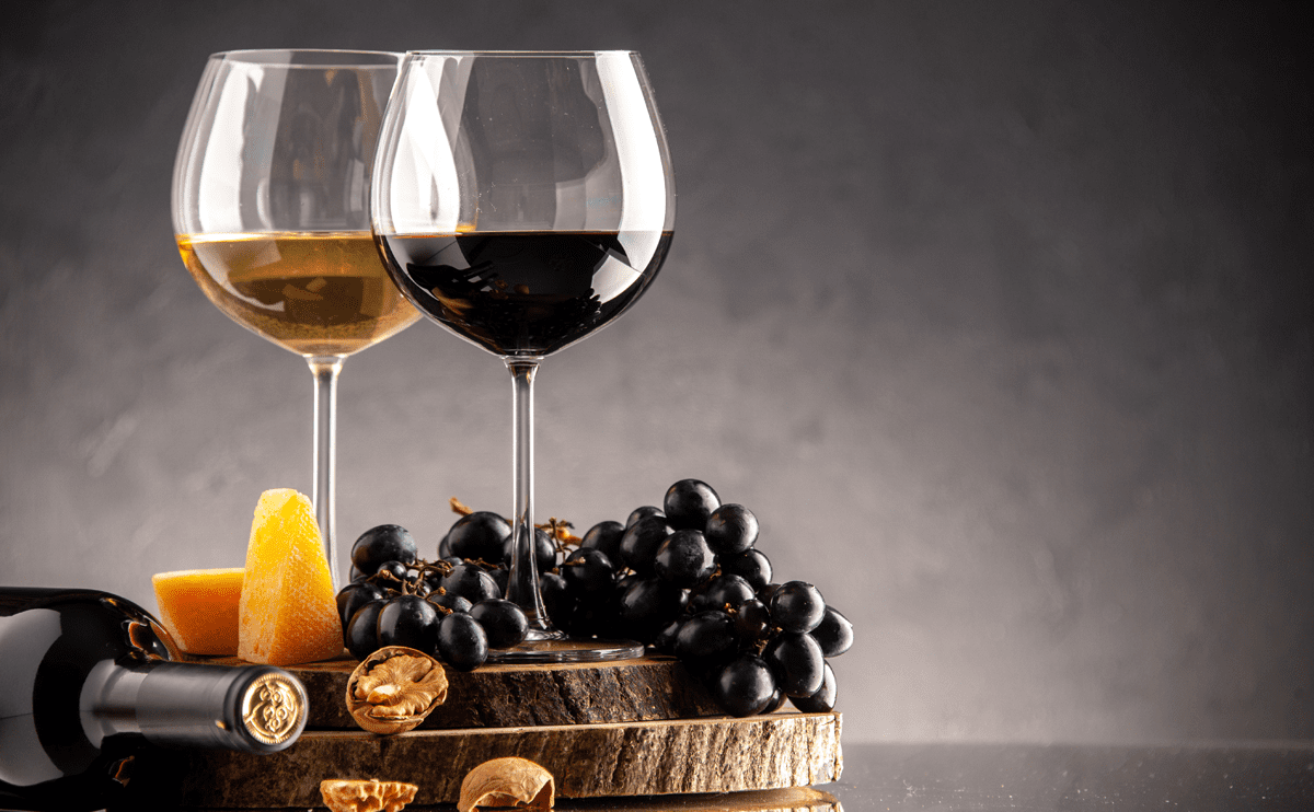 Por que o vinho vira vinagre e relação da rolha nesse processo